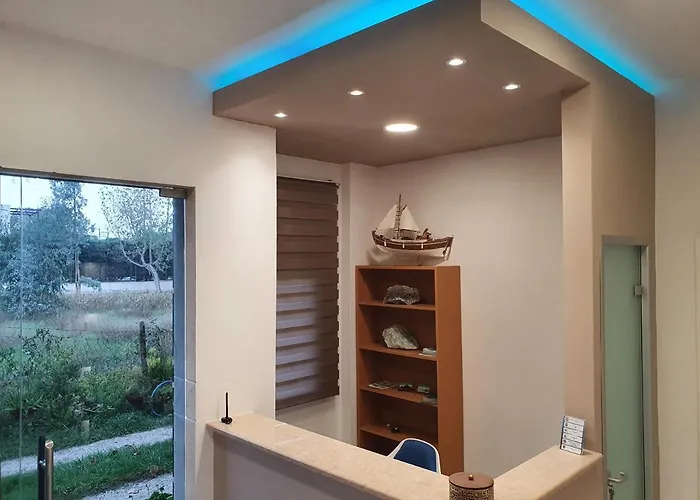 Itamos Migdanis House ホテル *