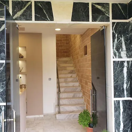 Itamos Migdanis House *