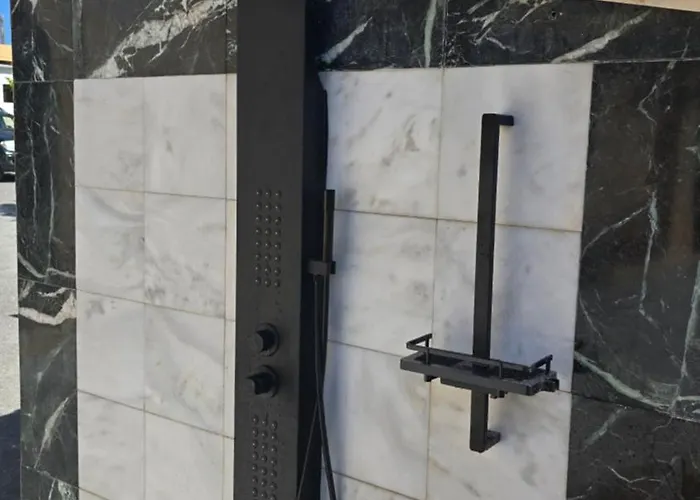 Itamos Migdanis House Hotel