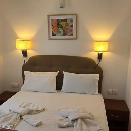 Itamos Migdanis House Otel *